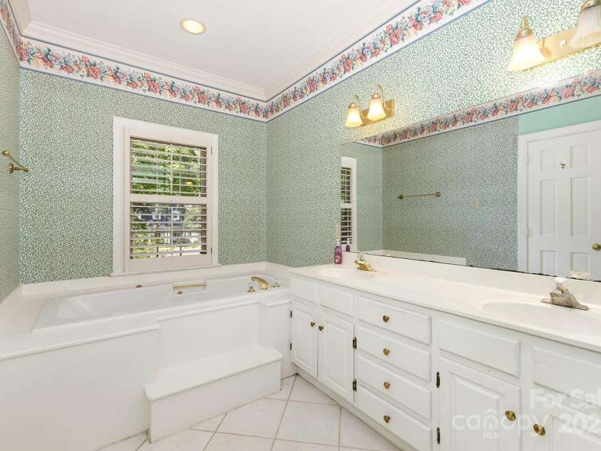 1750 Trellis Drive, Rock Hill, SC 29732.  MLS# CAR4261215, YatesRealty ID 20457. 