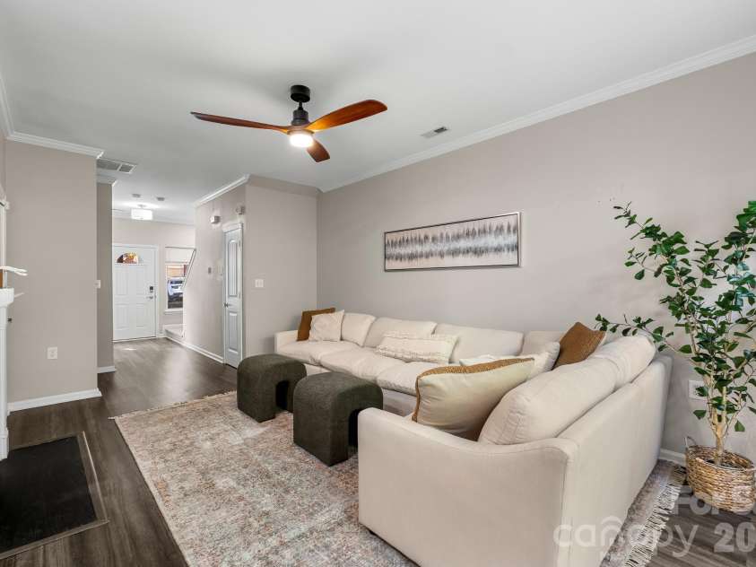 14208 Castle Abbey Lane, Charlotte, NC 28277.  MLS# CAR4430141, YatesRealty ID 20458. 