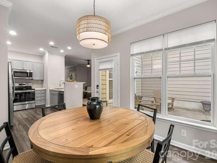 14208 Castle Abbey Lane, Charlotte, NC 28277.  MLS# CAR4430141, YatesRealty ID 20458. 