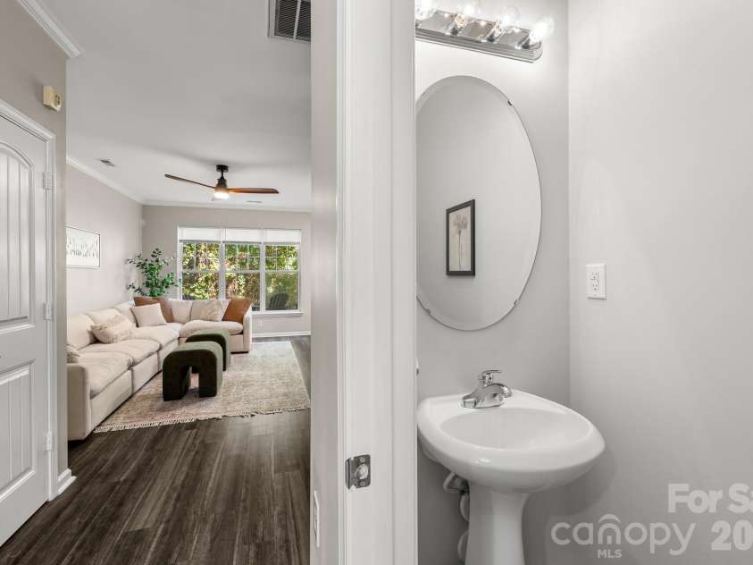 14208 Castle Abbey Lane, Charlotte, NC 28277.  MLS# CAR4430141, YatesRealty ID 20458. 