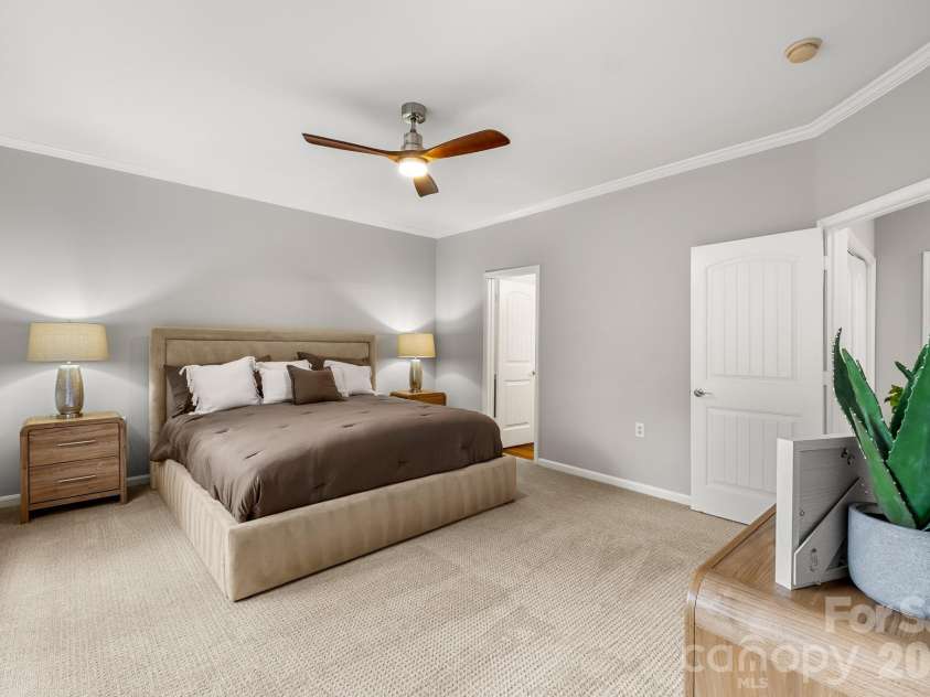 14208 Castle Abbey Lane, Charlotte, NC 28277.  MLS# CAR4430141, YatesRealty ID 20458. 