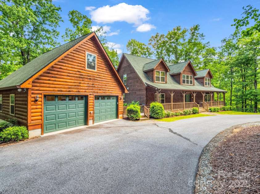 287 Matho Trace, Lake Lure, NC 28746.  MLS# CAR4263282, YatesRealty ID 20459. 