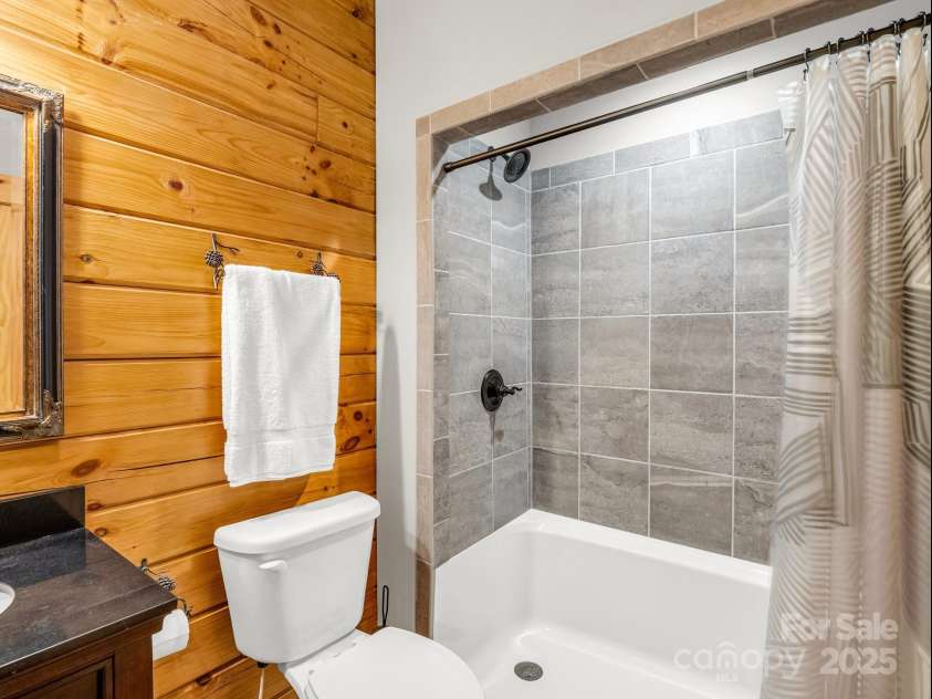 287 Matho Trace, Lake Lure, NC 28746.  MLS# CAR4263282, YatesRealty ID 20459. 