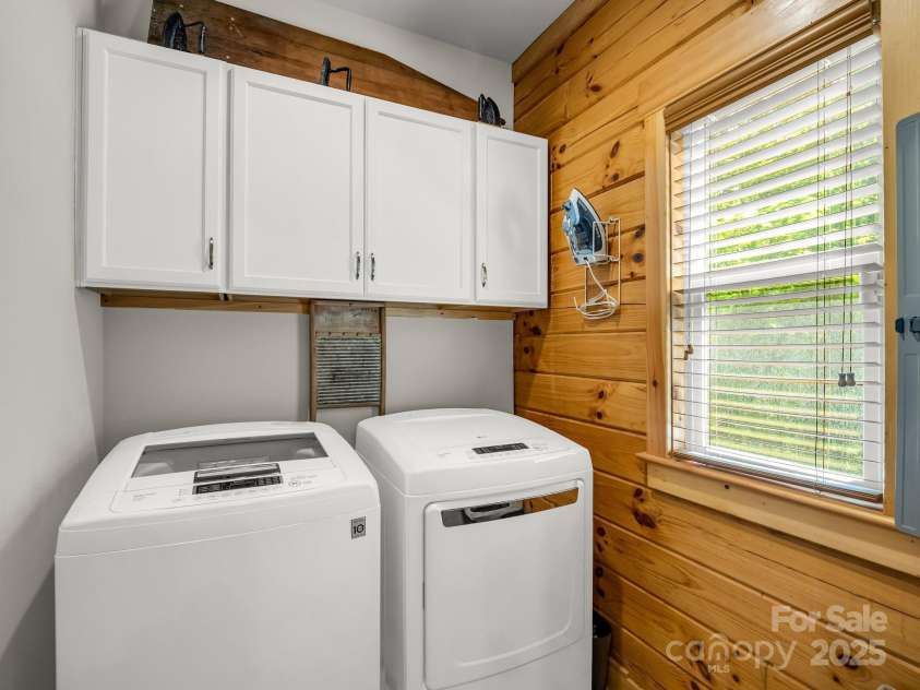287 Matho Trace, Lake Lure, NC 28746.  MLS# CAR4263282, YatesRealty ID 20459. 