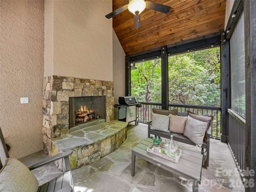 732 Streamside Drive, Arden, NC 28704.  MLS# CAR4366321, YatesRealty ID 20459. 