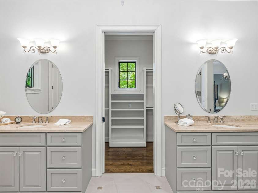 732 Streamside Drive, Arden, NC 28704.  MLS# CAR4366321, YatesRealty ID 20459. 