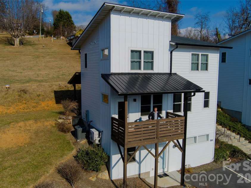 1057, 1061, 1063 Riverside Drive, Asheville, NC 28804.  MLS# CAR4331784, YatesRealty ID 2046. 