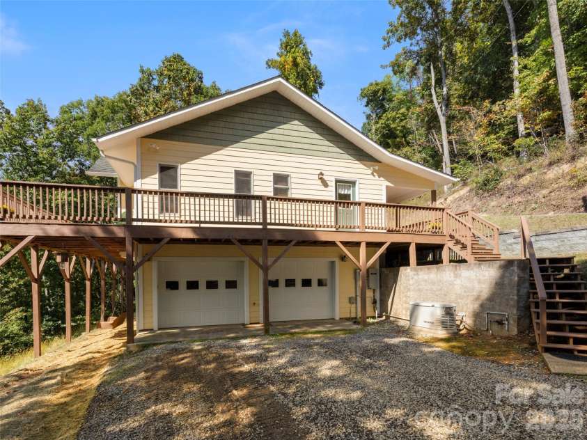 88 Brown Bear Way, Waynesville, NC 28786.  MLS# CAR4307371, YatesRealty ID 2046. Side View with ample parking space