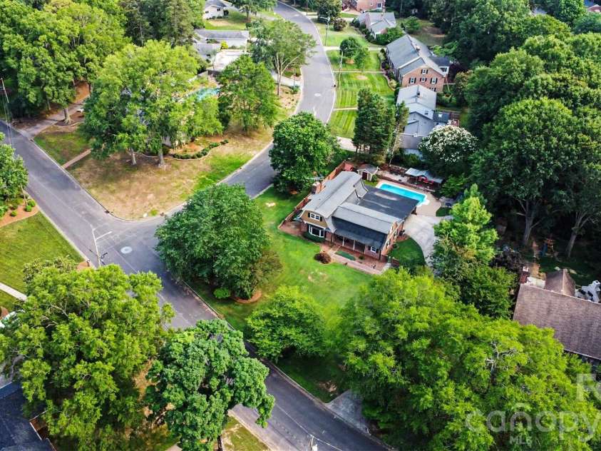 1339 Carmen Lane, Gastonia, NC 28054.  MLS# CAR4392619, YatesRealty ID 20460. 