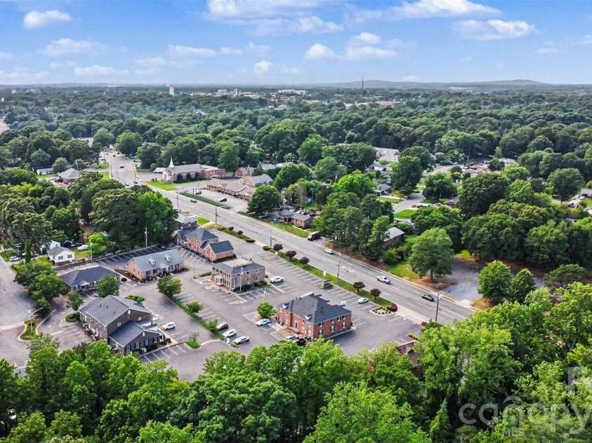1339 Carmen Lane, Gastonia, NC 28054.  MLS# CAR4392619, YatesRealty ID 20460. 