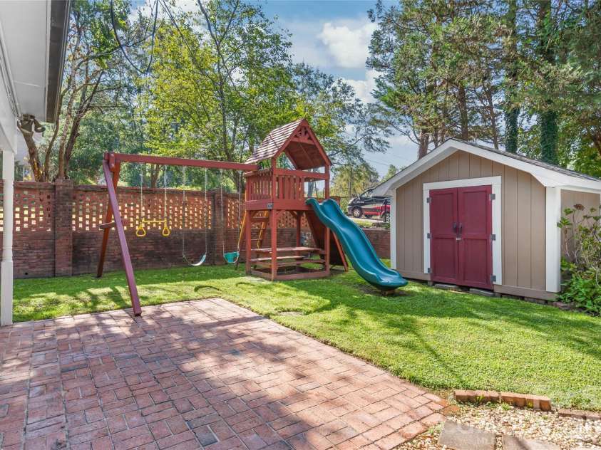 1339 Carmen Lane, Gastonia, NC 28054.  MLS# CAR4419976, YatesRealty ID 20460. 