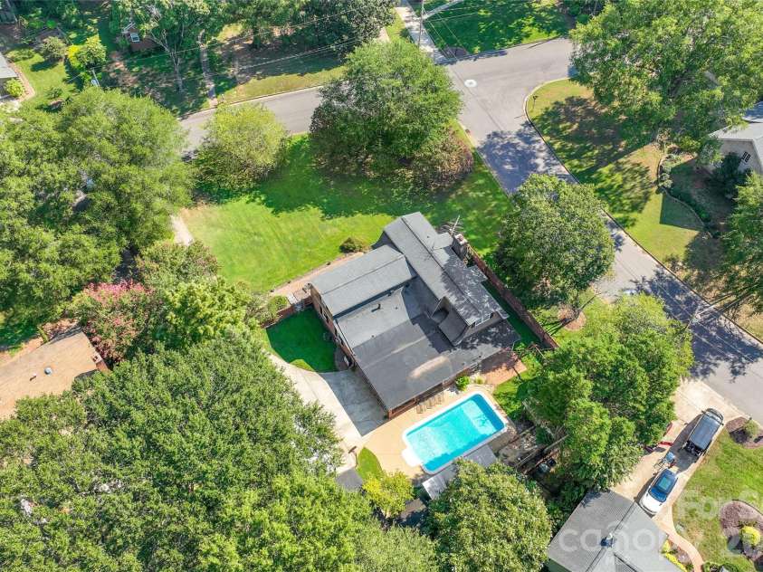 1339 Carmen Lane, Gastonia, NC 28054.  MLS# CAR4419976, YatesRealty ID 20460. 