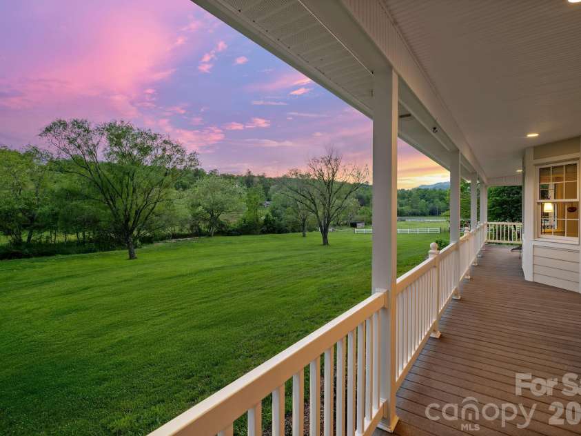 9 Whispering Meadows Drive, Fairview, NC 28730.  MLS# CAR4387504, YatesRealty ID 20461. 