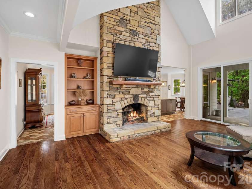 9 Whispering Meadows Drive, Fairview, NC 28730.  MLS# CAR4387504, YatesRealty ID 20461. 