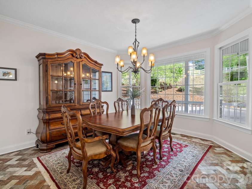 9 Whispering Meadows Drive, Fairview, NC 28730.  MLS# CAR4387504, YatesRealty ID 20461. 