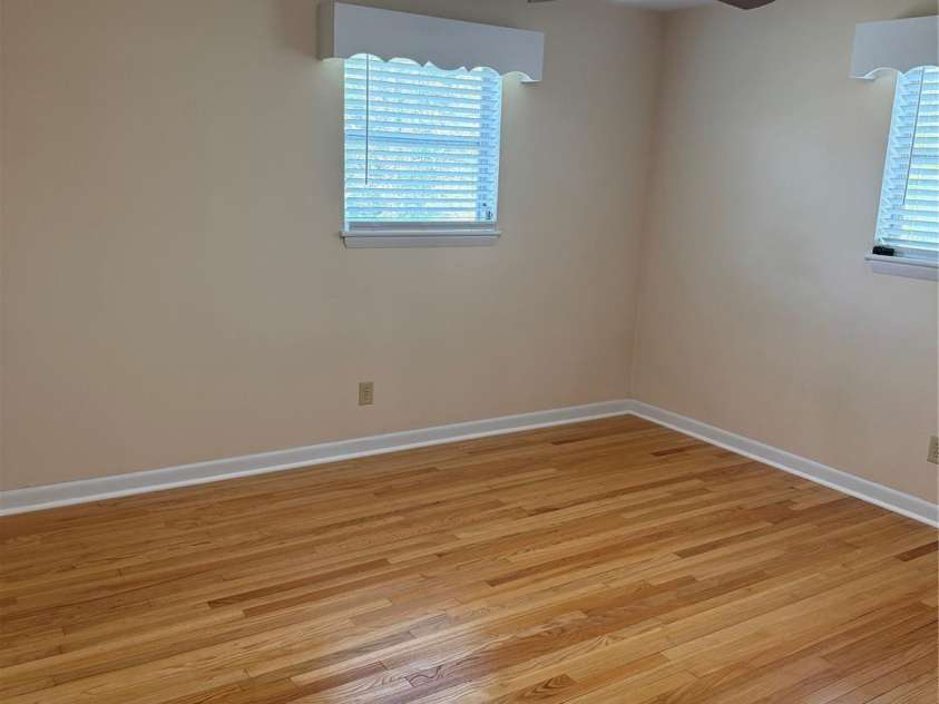 1521 19th Street, Hickory, NC 28602.  MLS# CAR4328330, YatesRealty ID 20462. 