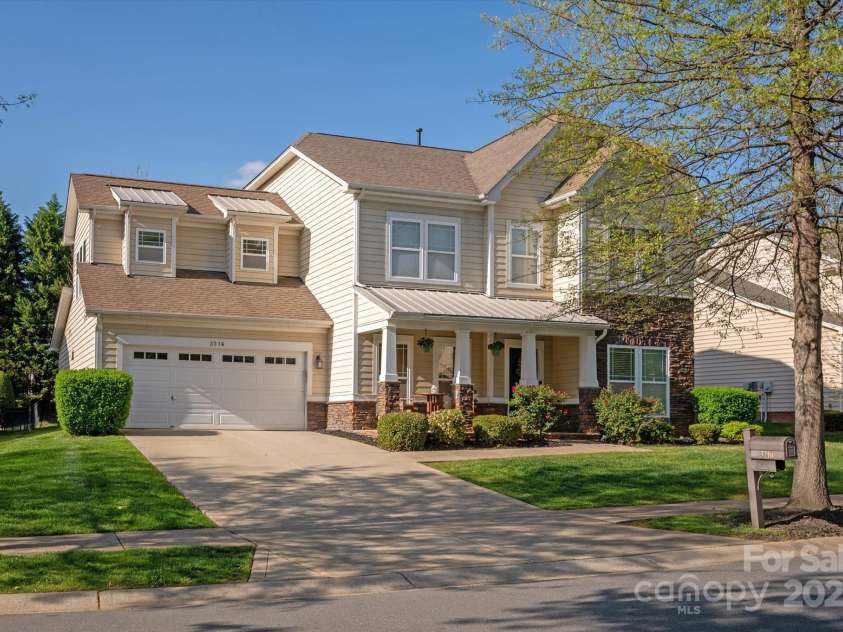 3216 Bridgewick Road, Waxhaw, NC 28173.  MLS# CAR4223105, YatesRealty ID 20462. 