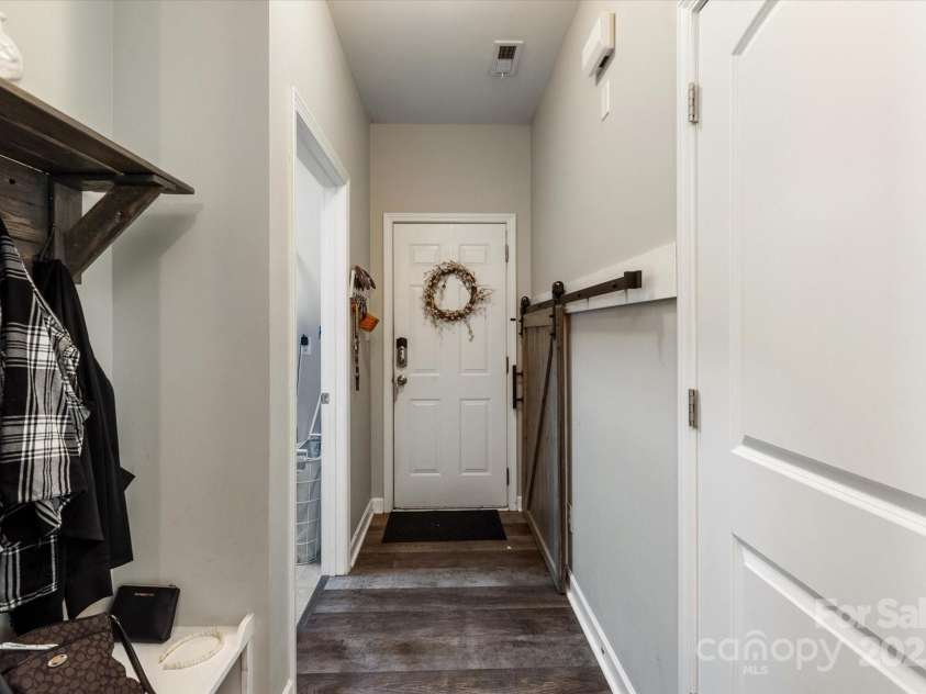 3216 Bridgewick Road, Waxhaw, NC 28173.  MLS# CAR4223105, YatesRealty ID 20462. 