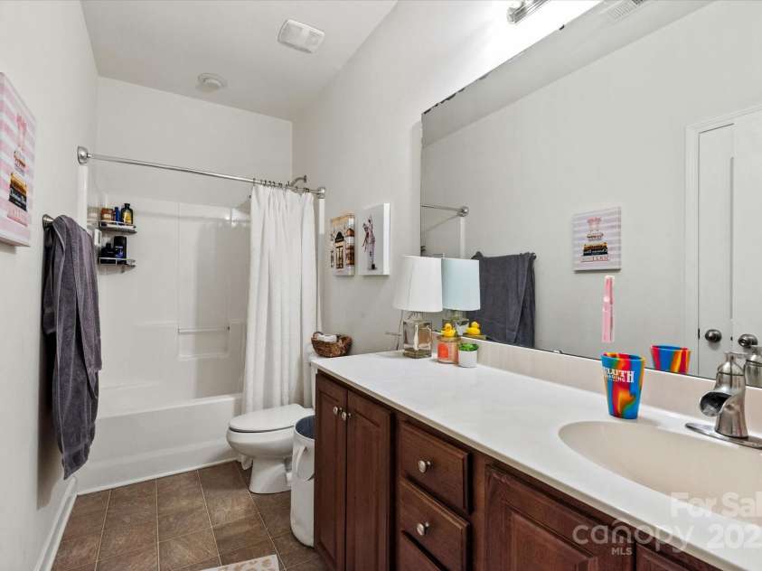 3216 Bridgewick Road, Waxhaw, NC 28173.  MLS# CAR4223105, YatesRealty ID 20462. 