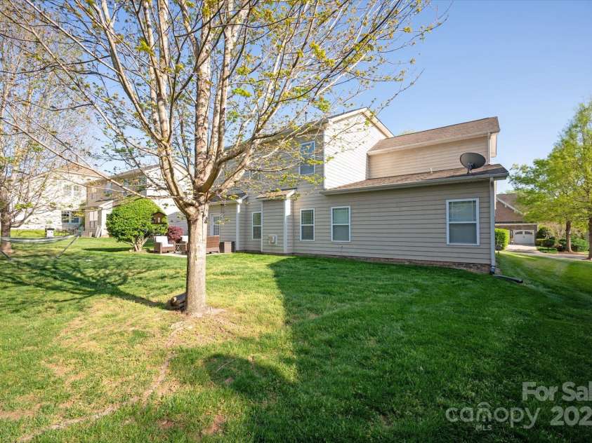 3216 Bridgewick Road, Waxhaw, NC 28173.  MLS# CAR4223105, YatesRealty ID 20462. 