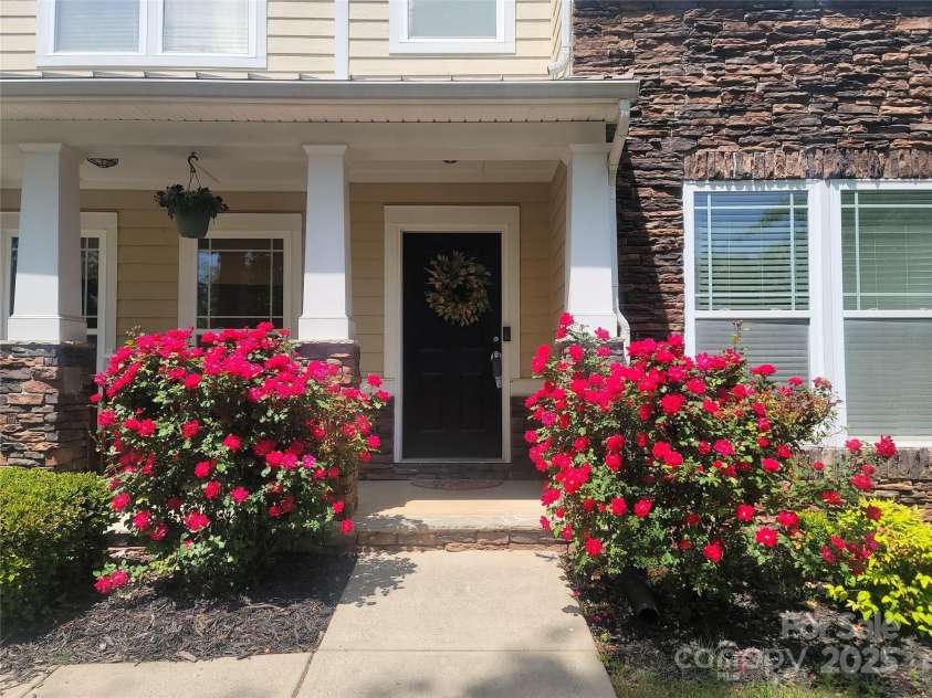 3216 Bridgewick Road, Waxhaw, NC 28173.  MLS# CAR4223105, YatesRealty ID 20462. 