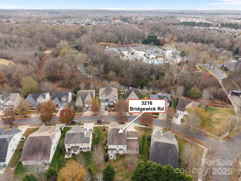 3216 Bridgewick Road, Waxhaw, NC 28173.  MLS# CAR4324809, YatesRealty ID 20462. 