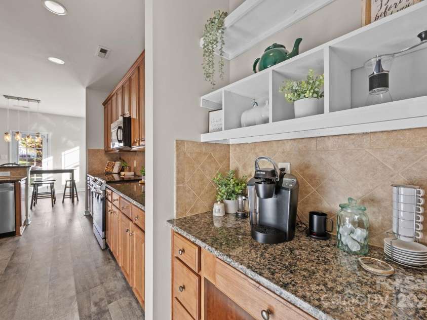 3216 Bridgewick Road, Waxhaw, NC 28173.  MLS# CAR4324809, YatesRealty ID 20462. 