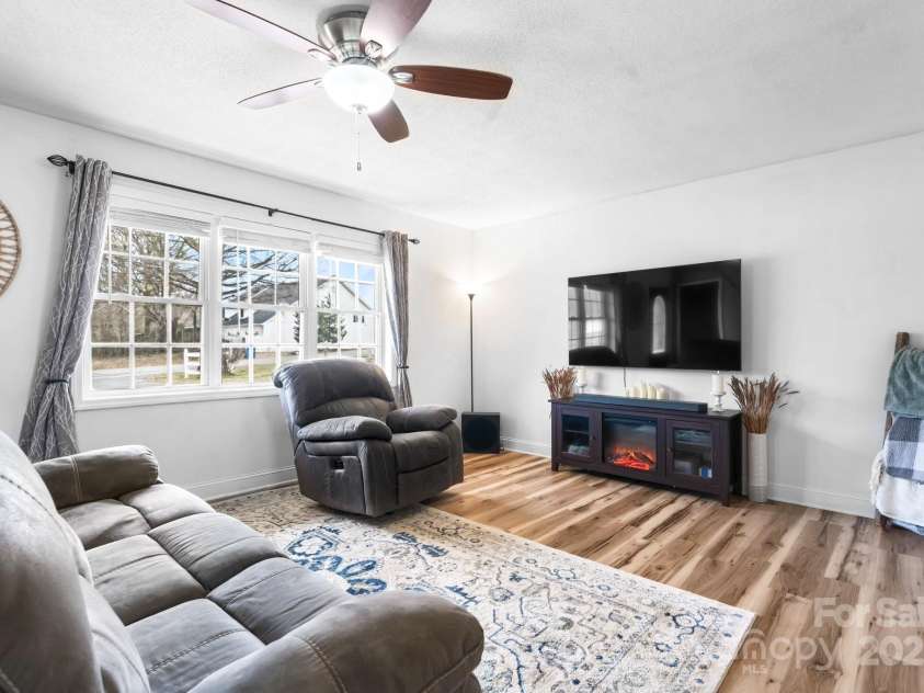 104 Pop Davis Road, Taylorsville, NC 28681.  MLS# CAR4229007, YatesRealty ID 20463. 