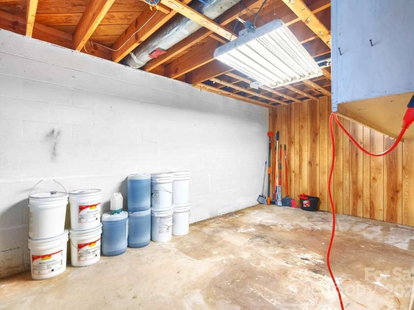 104 Pop Davis Road, Taylorsville, NC 28681.  MLS# CAR4229007, YatesRealty ID 20463. 