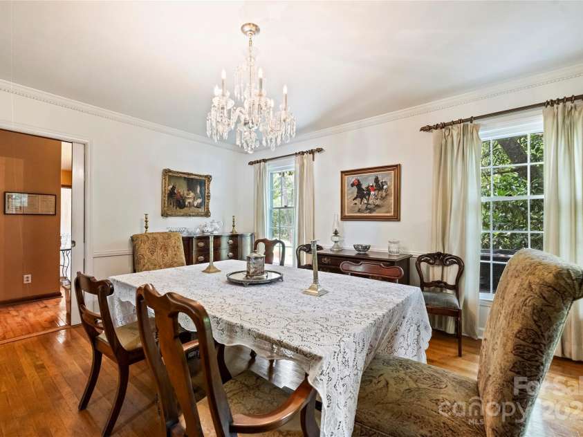 6434 Sardis Road, Charlotte, NC 28270.  MLS# CAR4267166, YatesRealty ID 20464. 
