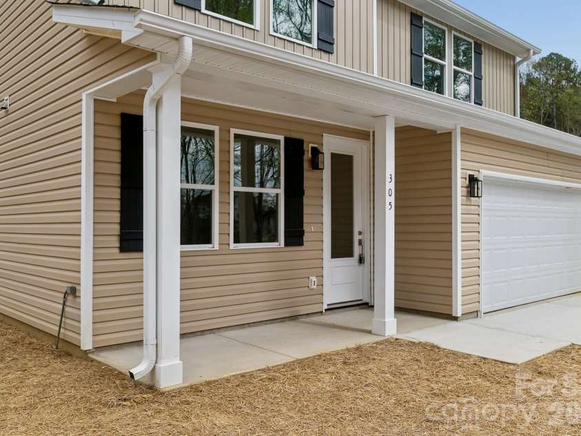 305 Mainsail Road, Salisbury, NC 28146.  MLS# CAR4343116, YatesRealty ID 20465. Welcome!