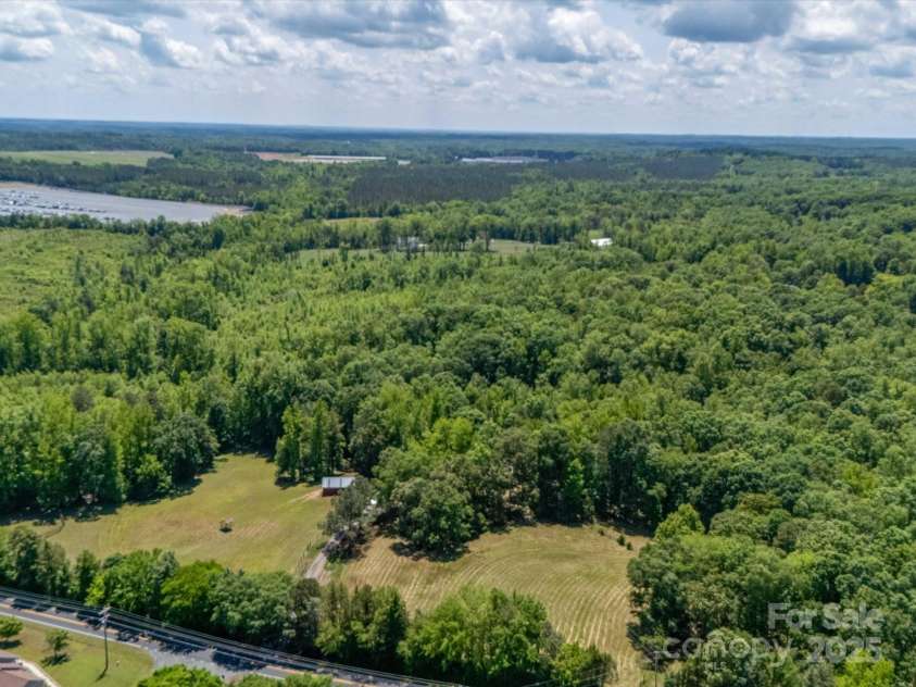 2988 Parks Lafferty Road, Concord, NC 28025.  MLS# CAR4223827, YatesRealty ID 20466. 