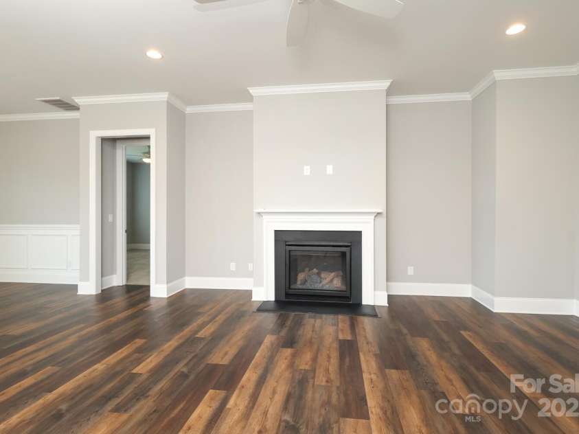 14019 Cameryn Elise Drive, Cornelius, NC 28031.  MLS# CAR4272707, YatesRealty ID 20468. 