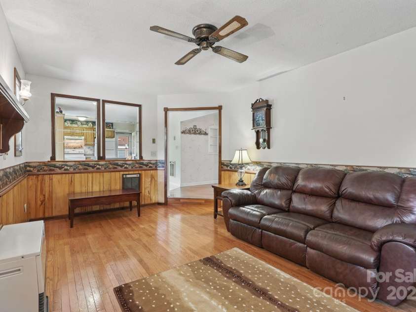 137 Clint Lewis Road, Boone, NC 28607.  MLS# CAR4248137, YatesRealty ID 20469. 