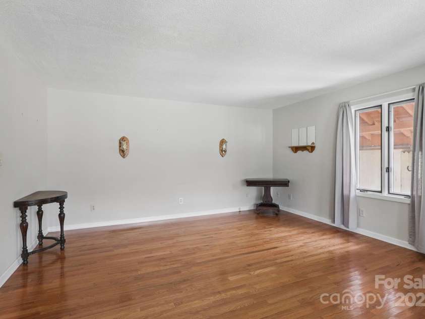 137 Clint Lewis Road, Boone, NC 28607.  MLS# CAR4248137, YatesRealty ID 20469. 