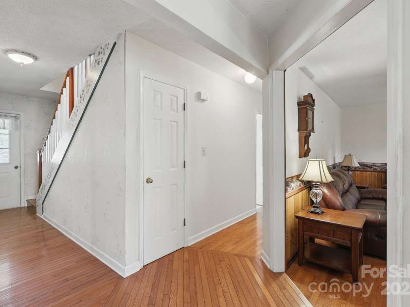 137 Clint Lewis Road, Boone, NC 28607.  MLS# CAR4248137, YatesRealty ID 20469. 