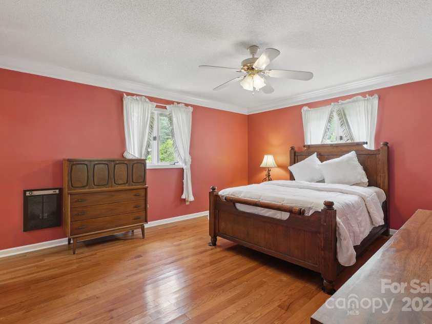 137 Clint Lewis Road, Boone, NC 28607.  MLS# CAR4248137, YatesRealty ID 20469. 