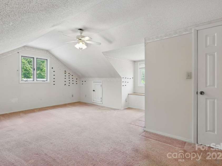 137 Clint Lewis Road, Boone, NC 28607.  MLS# CAR4248137, YatesRealty ID 20469. 