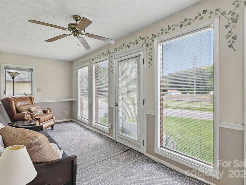 137 Clint Lewis Road, Boone, NC 28607.  MLS# CAR4248137, YatesRealty ID 20469. 