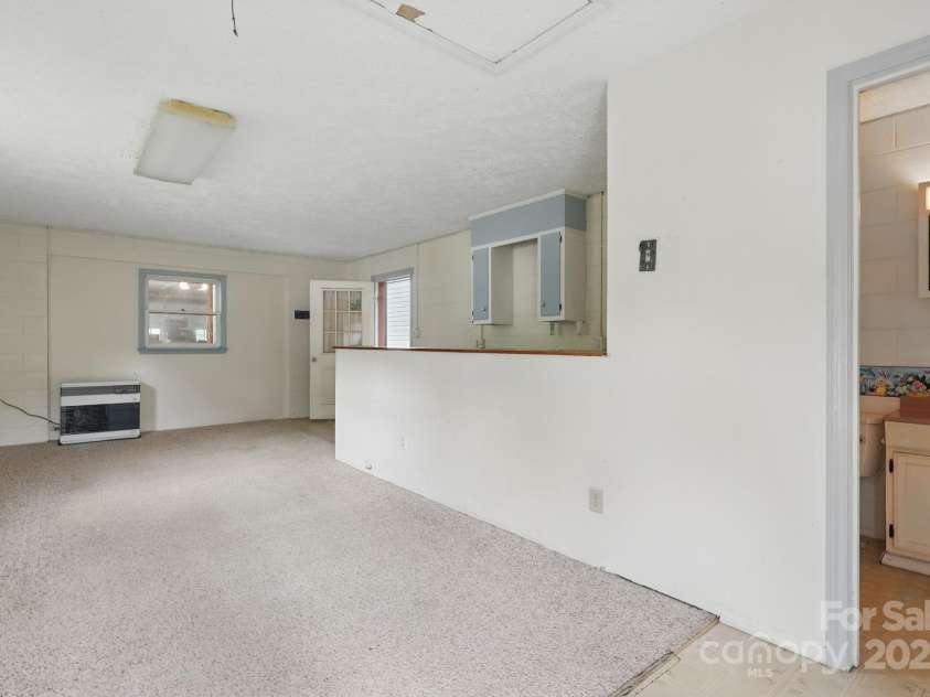 137 Clint Lewis Road, Boone, NC 28607.  MLS# CAR4248137, YatesRealty ID 20469. 