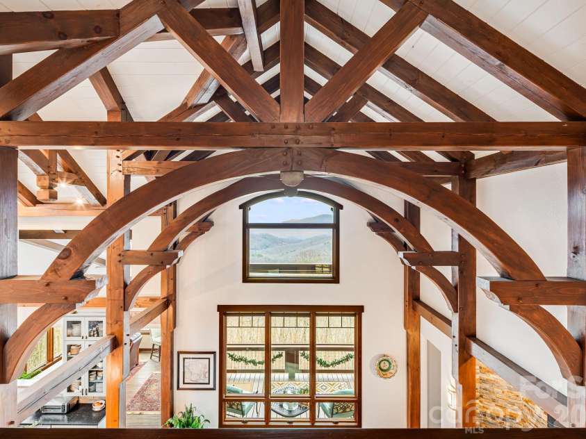 2223 Scarlet Ridge, Sylva, NC 28779.  MLS# CAR4336305, YatesRealty ID 2047. 