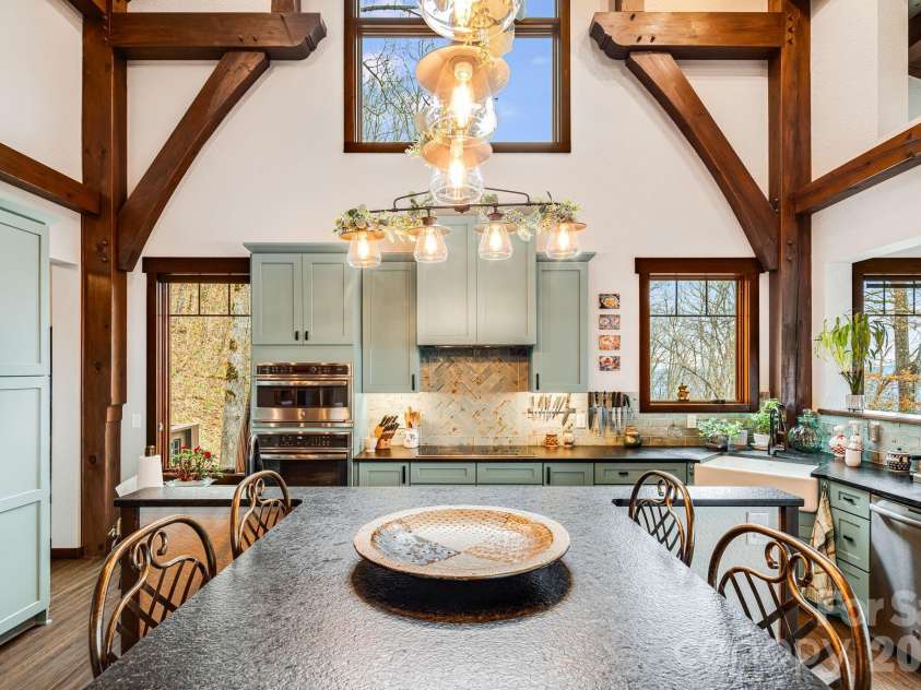 2223 Scarlet Ridge, Sylva, NC 28779.  MLS# CAR4336305, YatesRealty ID 2047. 