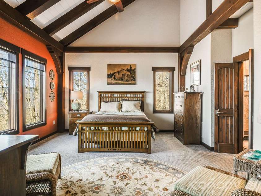 2223 Scarlet Ridge, Sylva, NC 28779.  MLS# CAR4336305, YatesRealty ID 2047. 