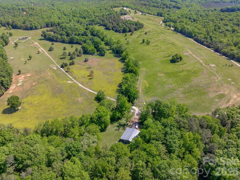 8088 Kays Drive, York, SC 29745.  MLS# CAR4375449, YatesRealty ID 20471. 