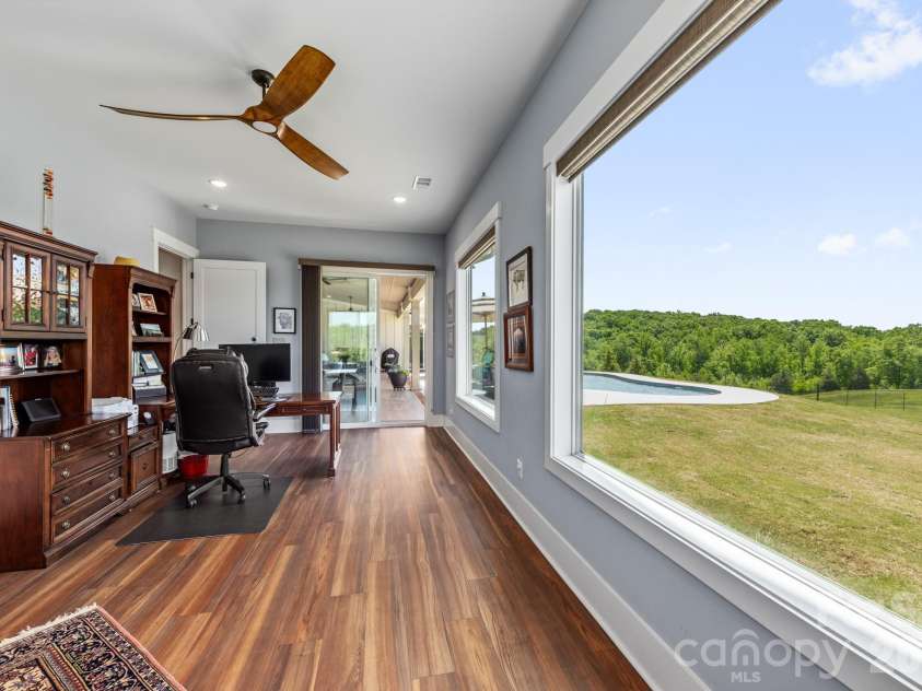 8088 Kays Drive, York, SC 29745.  MLS# CAR4375449, YatesRealty ID 20471. 