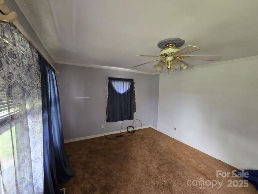 1961 LT Hardee Road, Greenville, NC 27858.  MLS# CAR4267525, YatesRealty ID 20472. 