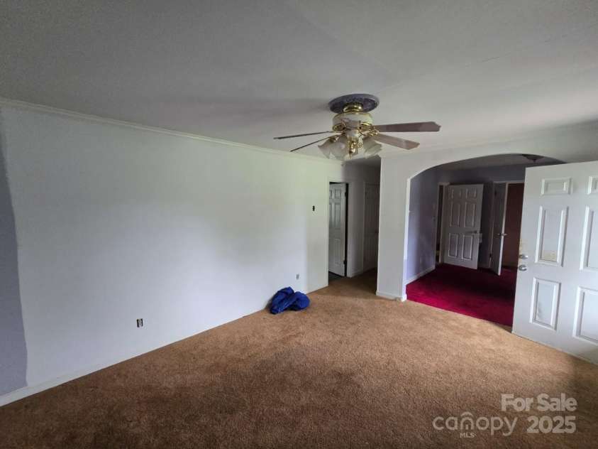 1961 LT Hardee Road, Greenville, NC 27858.  MLS# CAR4267525, YatesRealty ID 20472. 