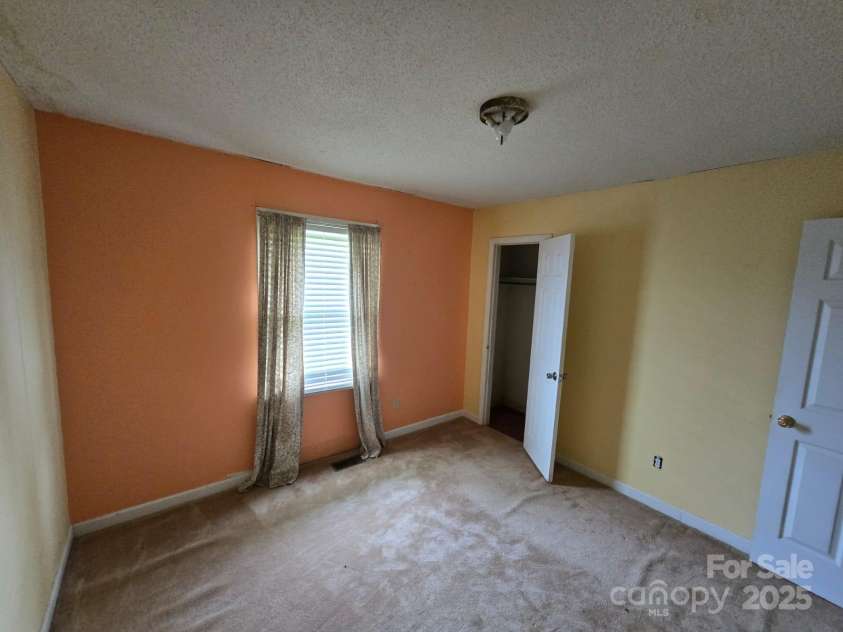 1961 LT Hardee Road, Greenville, NC 27858.  MLS# CAR4267525, YatesRealty ID 20472. 