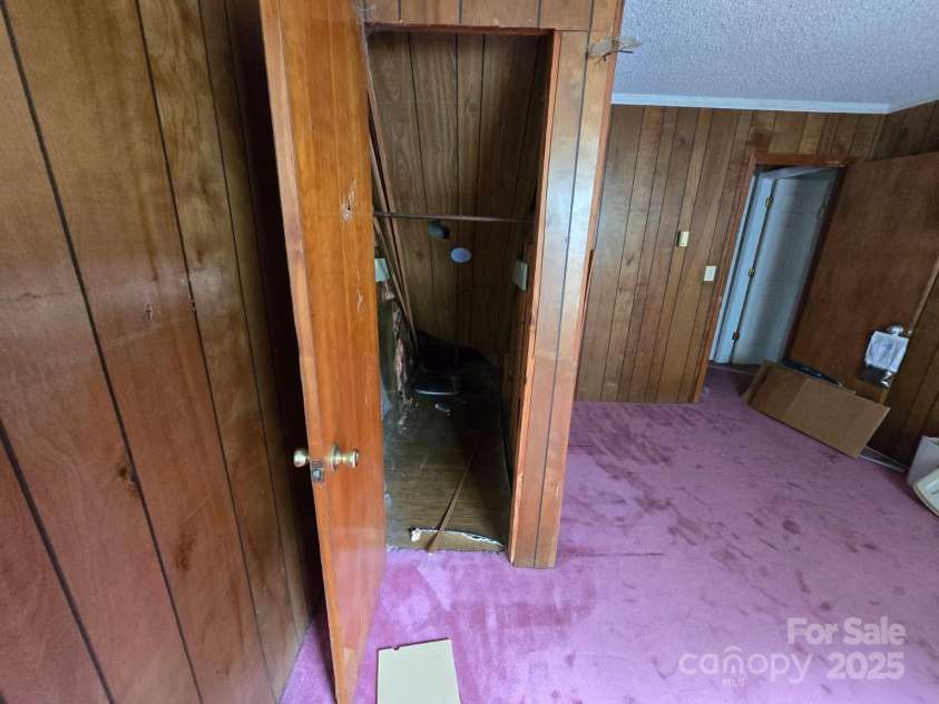 1961 LT Hardee Road, Greenville, NC 27858.  MLS# CAR4267525, YatesRealty ID 20472. 