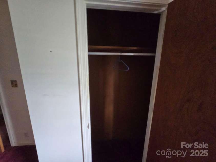 1961 LT Hardee Road, Greenville, NC 27858.  MLS# CAR4267525, YatesRealty ID 20472. 